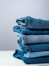 С чем носить джинсы мужчинам: стильные советы