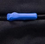 Чорно-синій