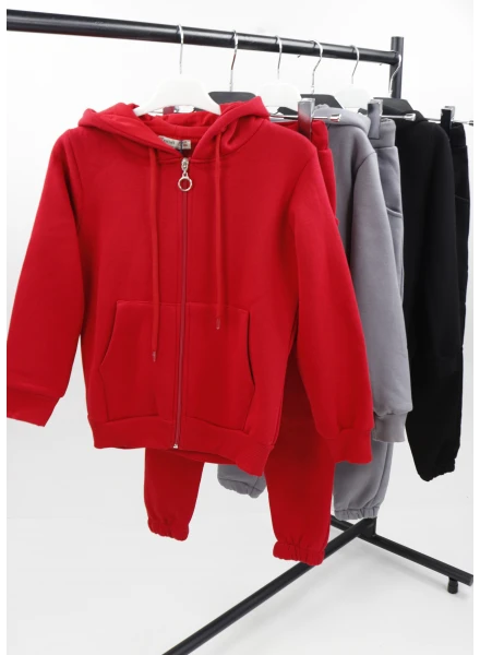 Спортивний костюм