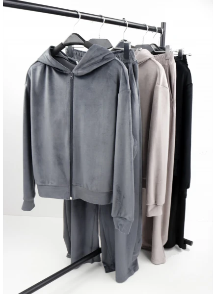 Спортивний костюм