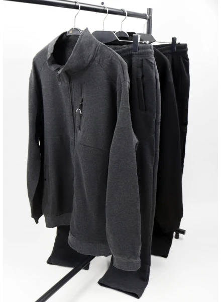 Спортивний костюм