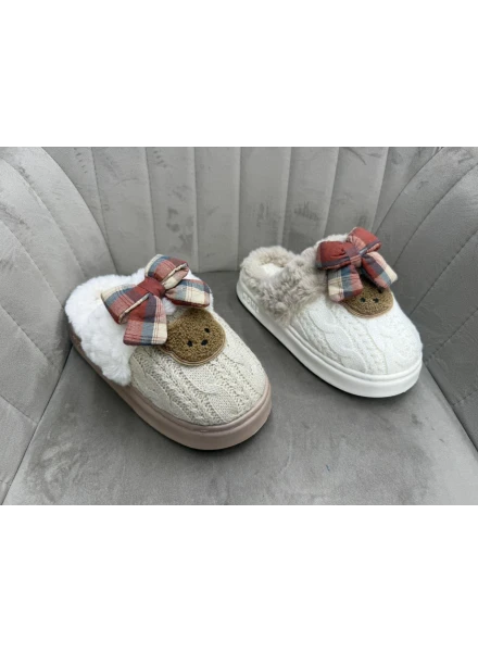 Тапочки кімнатні