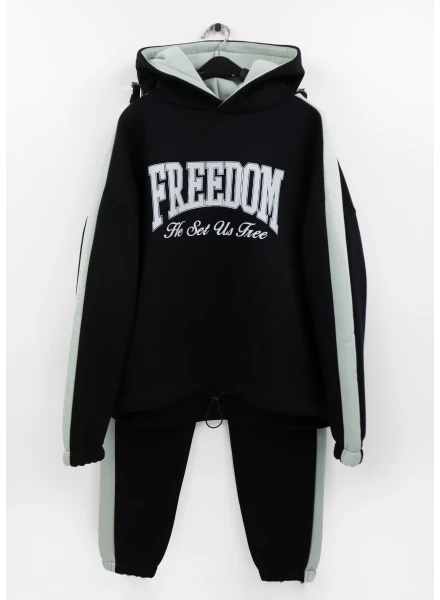 Спортивний костюм