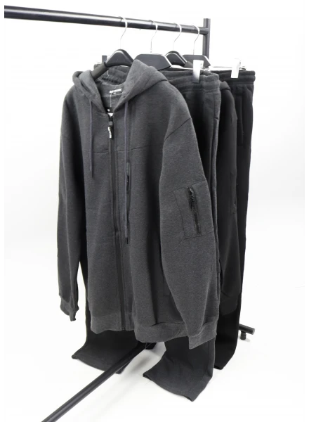 Спортивний костюм