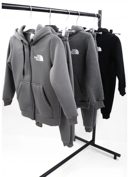 Спортивний костюм