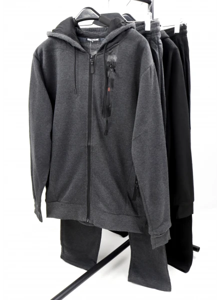 Спортивний костюм