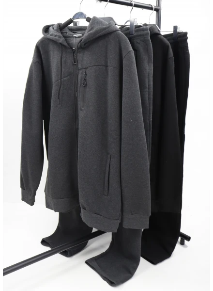 Спортивний костюм