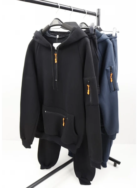 Спортивний костюм