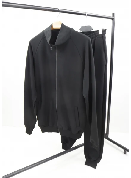 Спортивний костюм